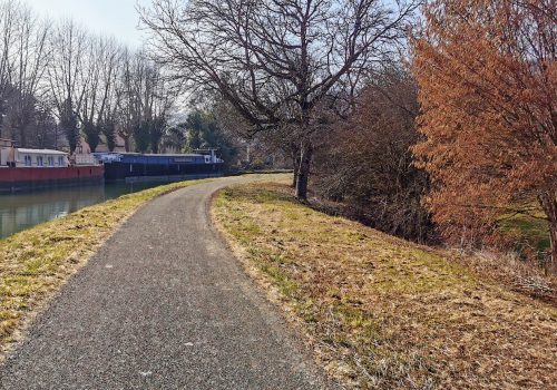 Le canal de Bourgogne de Pouilly à Dijon